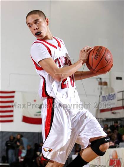 Thumbnail 1 in Dominguez vs. Etiwanda (Pangos Dream Classic) photogallery.