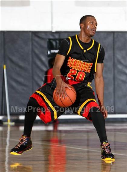 Thumbnail 3 in Dominguez vs. Etiwanda (Pangos Dream Classic) photogallery.