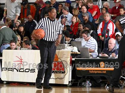 Thumbnail 2 in Dominguez vs. Etiwanda (Pangos Dream Classic) photogallery.