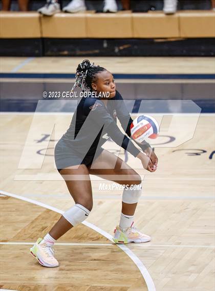 Thumbnail 3 in North Cobb vs. Cherokee (GHSA 7A Semifinal) photogallery.