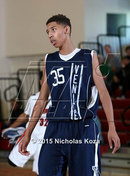 Thumbnail 2 in Chatsworth vs. Venice (D1 Bound So Cal Christmas Classic) photogallery.