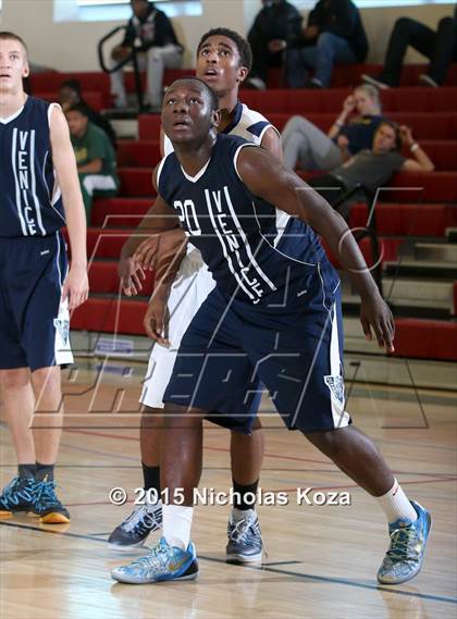 Thumbnail 3 in Chatsworth vs. Venice (D1 Bound So Cal Christmas Classic) photogallery.
