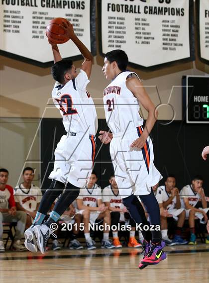 Thumbnail 2 in Chatsworth vs. Venice (D1 Bound So Cal Christmas Classic) photogallery.