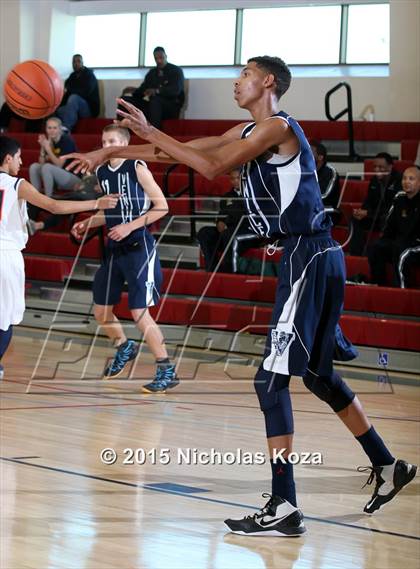 Thumbnail 3 in Chatsworth vs. Venice (D1 Bound So Cal Christmas Classic) photogallery.