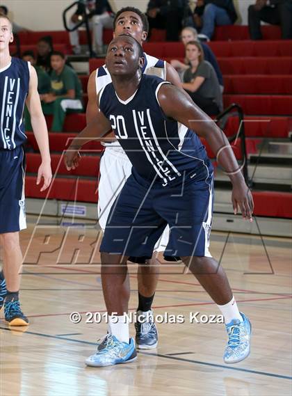 Thumbnail 1 in Chatsworth vs. Venice (D1 Bound So Cal Christmas Classic) photogallery.