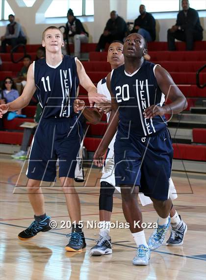 Thumbnail 2 in Chatsworth vs. Venice (D1 Bound So Cal Christmas Classic) photogallery.