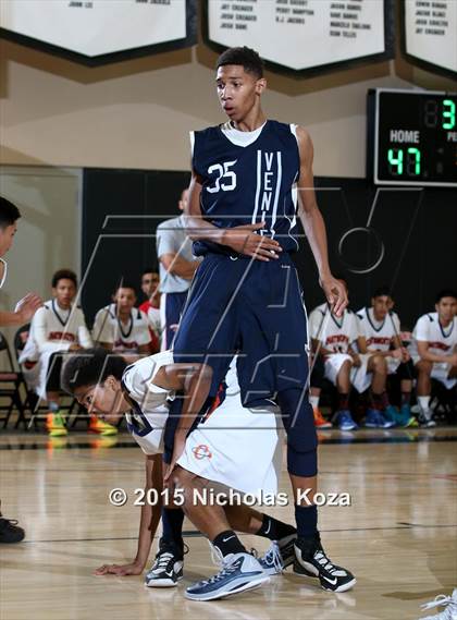 Thumbnail 1 in Chatsworth vs. Venice (D1 Bound So Cal Christmas Classic) photogallery.