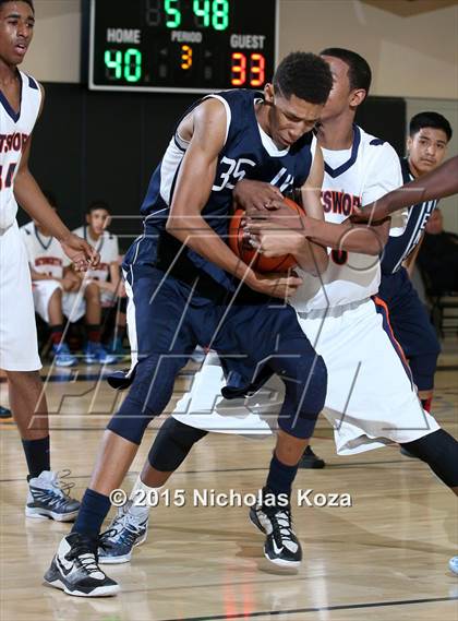Thumbnail 2 in Chatsworth vs. Venice (D1 Bound So Cal Christmas Classic) photogallery.