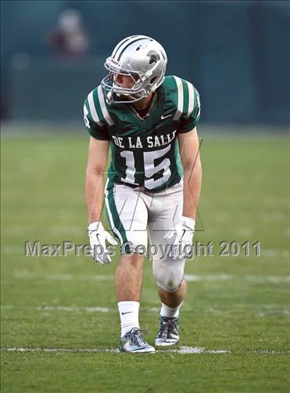 Thumbnail 2 in De La Salle vs San Ramon Valley (CIF NCS D1 Final)  photogallery.