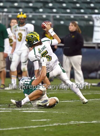 Thumbnail 1 in De La Salle vs San Ramon Valley (CIF NCS D1 Final)  photogallery.