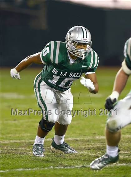 Thumbnail 1 in De La Salle vs San Ramon Valley (CIF NCS D1 Final)  photogallery.