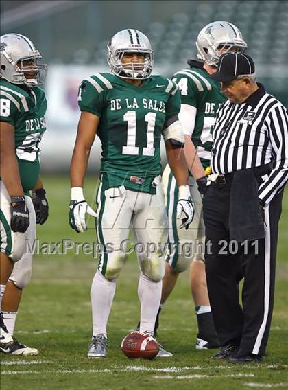 Thumbnail 2 in De La Salle vs San Ramon Valley (CIF NCS D1 Final)  photogallery.