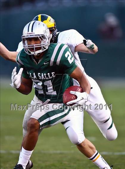 Thumbnail 2 in De La Salle vs San Ramon Valley (CIF NCS D1 Final)  photogallery.