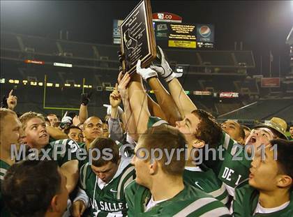 Thumbnail 1 in De La Salle vs San Ramon Valley (CIF NCS D1 Final)  photogallery.