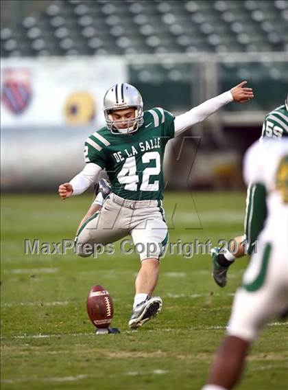 Thumbnail 1 in De La Salle vs San Ramon Valley (CIF NCS D1 Final)  photogallery.