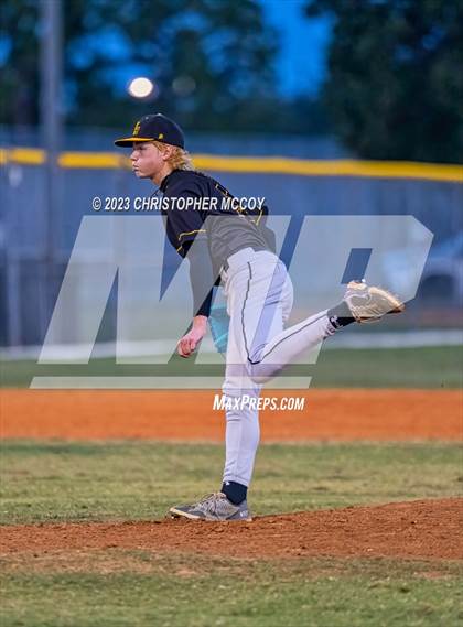 Thumbnail 2 in Winter Haven vs. Lakewood Ranch (FHSAA 7A Regional Quarterfinal) photogallery.