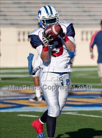 Thumbnail 1 in Charlie Wedemeyer All-Star Game photogallery.
