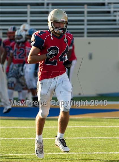 Thumbnail 2 in Charlie Wedemeyer All-Star Game photogallery.