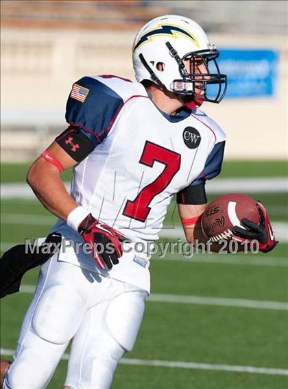 Thumbnail 2 in Charlie Wedemeyer All-Star Game photogallery.