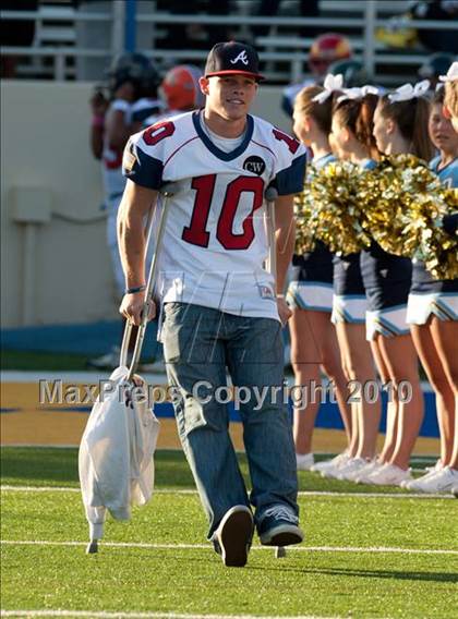 Thumbnail 3 in Charlie Wedemeyer All-Star Game photogallery.