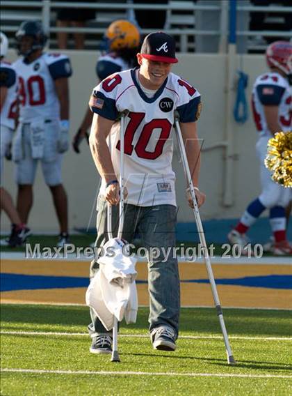 Thumbnail 1 in Charlie Wedemeyer All-Star Game photogallery.