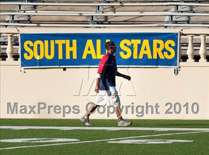 Thumbnail 2 in Charlie Wedemeyer All-Star Game photogallery.