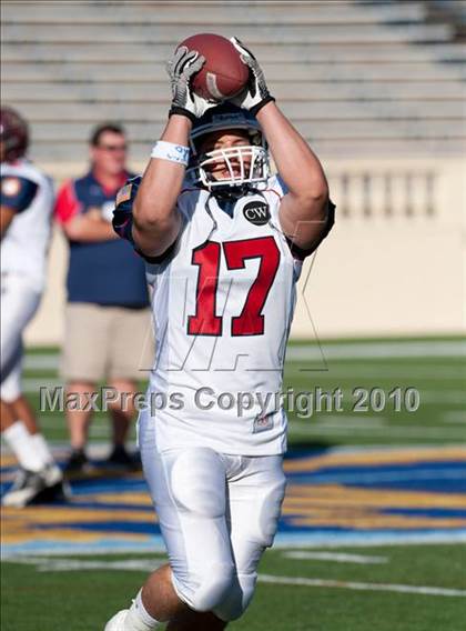Thumbnail 3 in Charlie Wedemeyer All-Star Game photogallery.