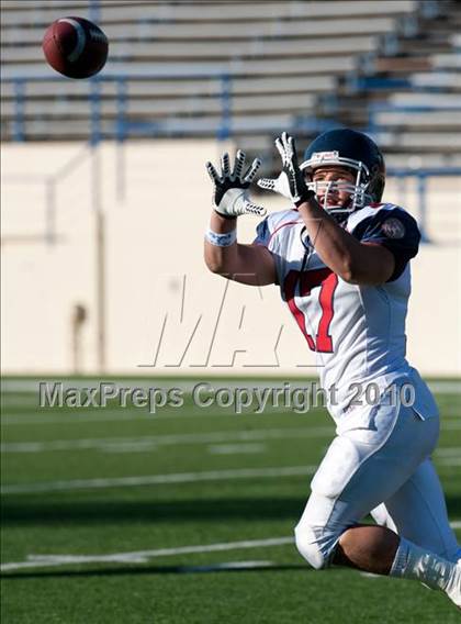 Thumbnail 1 in Charlie Wedemeyer All-Star Game photogallery.