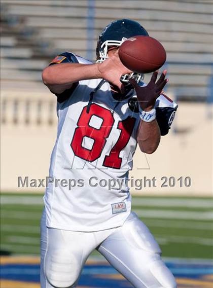 Thumbnail 1 in Charlie Wedemeyer All-Star Game photogallery.