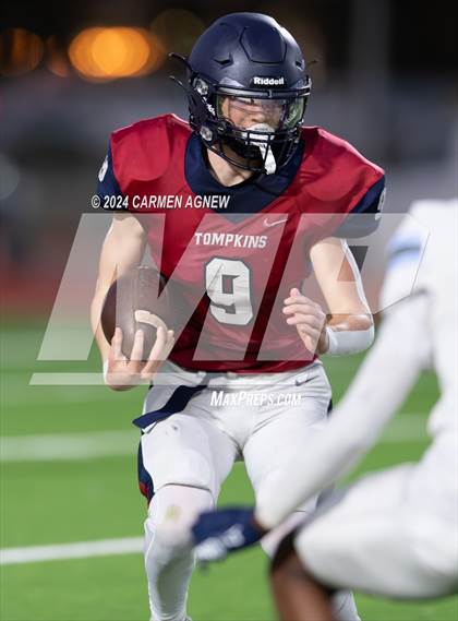 Thumbnail 2 in Tompkins vs Paetow (A teams) photogallery.