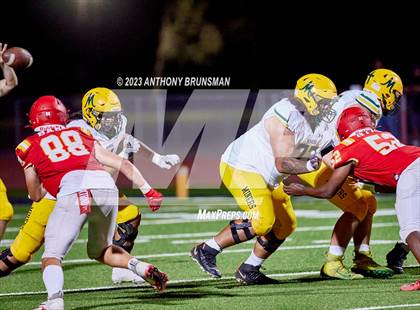 Thumbnail 3 in Bishop Manogue @ Jesuit photogallery.