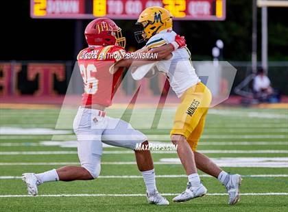 Thumbnail 1 in Bishop Manogue @ Jesuit photogallery.