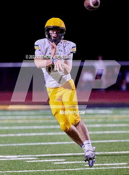Thumbnail 1 in Bishop Manogue @ Jesuit photogallery.
