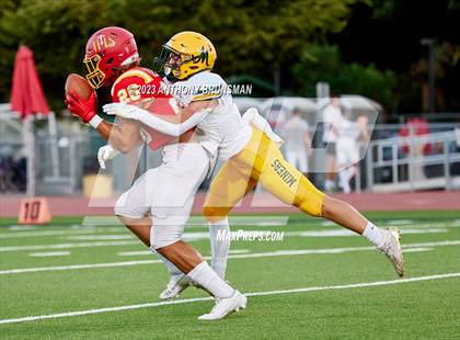 Thumbnail 2 in Bishop Manogue @ Jesuit photogallery.