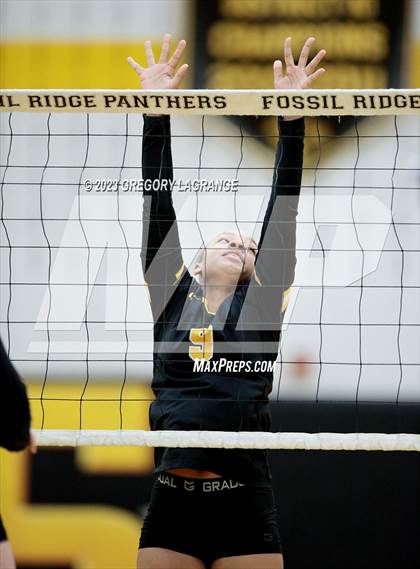 Thumbnail 3 in Byron Nelson vs Fossil Ridge photogallery.