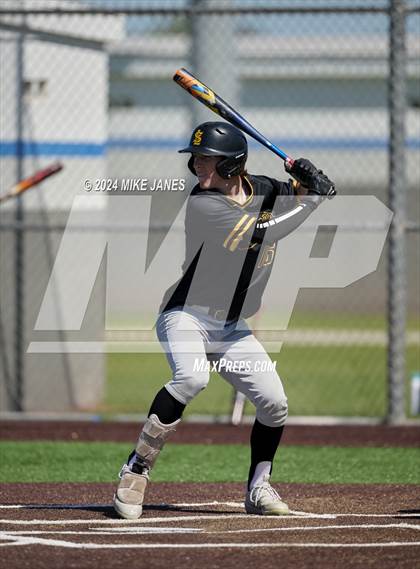 Thumbnail 1 in The Meadows School vs. St. Laurence (IMG Academy National Classic) photogallery.