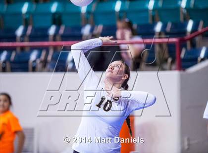Thumbnail 2 in Montrose vs. Battle Mountain (CHSAA 4A Playoff) photogallery.