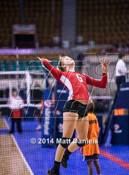 Thumbnail 2 in Montrose vs. Battle Mountain (CHSAA 4A Playoff) photogallery.