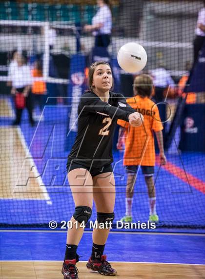 Thumbnail 3 in Montrose vs. Battle Mountain (CHSAA 4A Playoff) photogallery.