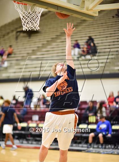 Thumbnail 2 in MacArthur [Douglas] vs Madison (Littleton Gym) photogallery.