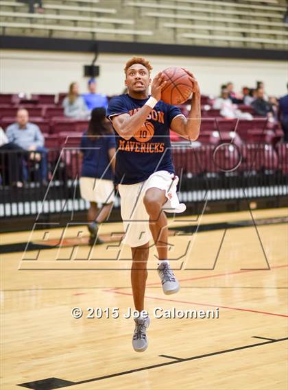 Thumbnail 1 in MacArthur [Douglas] vs Madison (Littleton Gym) photogallery.