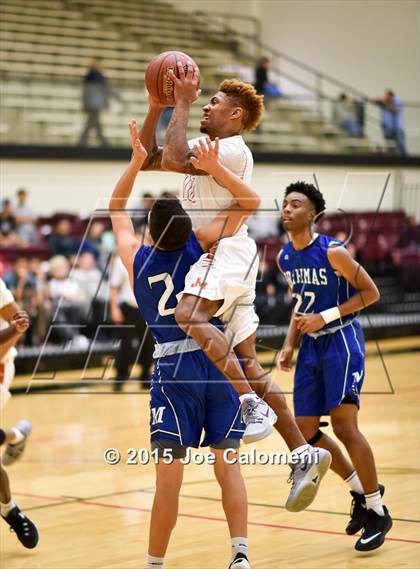 Thumbnail 3 in MacArthur [Douglas] vs Madison (Littleton Gym) photogallery.