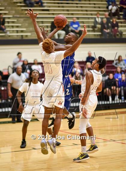Thumbnail 3 in MacArthur [Douglas] vs Madison (Littleton Gym) photogallery.