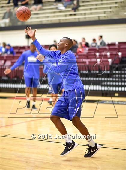 Thumbnail 3 in MacArthur [Douglas] vs Madison (Littleton Gym) photogallery.