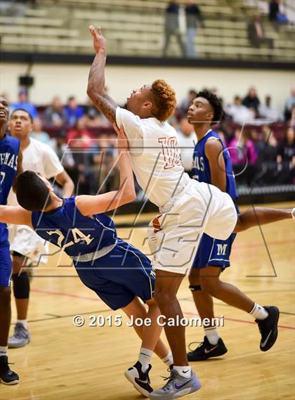 Thumbnail 2 in MacArthur [Douglas] vs Madison (Littleton Gym) photogallery.