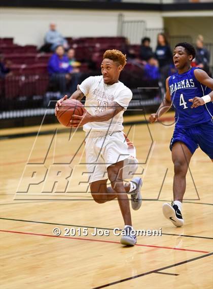 Thumbnail 3 in MacArthur [Douglas] vs Madison (Littleton Gym) photogallery.