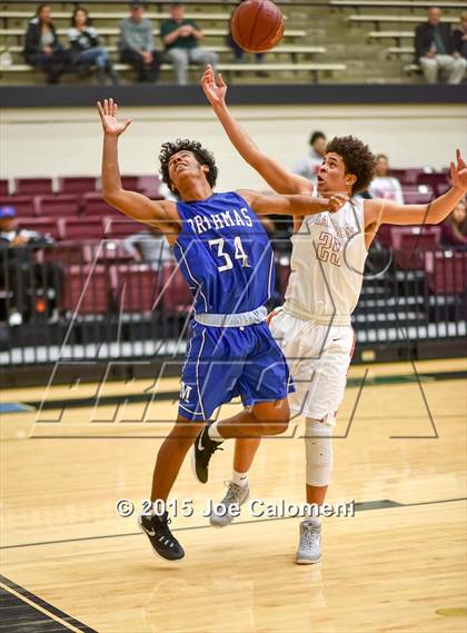 Thumbnail 2 in MacArthur [Douglas] vs Madison (Littleton Gym) photogallery.