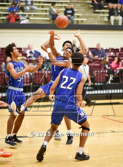 Thumbnail 2 in MacArthur [Douglas] vs Madison (Littleton Gym) photogallery.