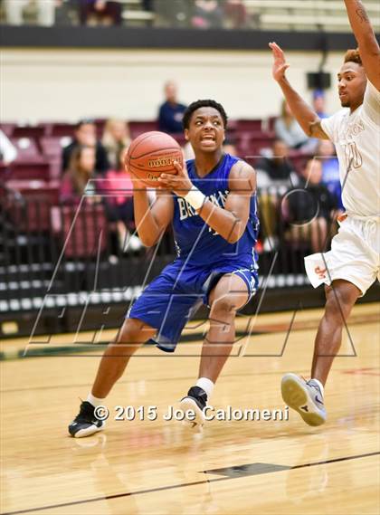 Thumbnail 1 in MacArthur [Douglas] vs Madison (Littleton Gym) photogallery.