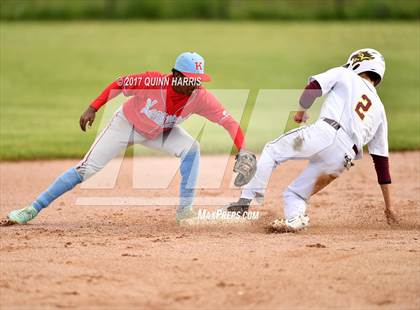 Thumbnail 1 in Kenwood @ Solorio photogallery.